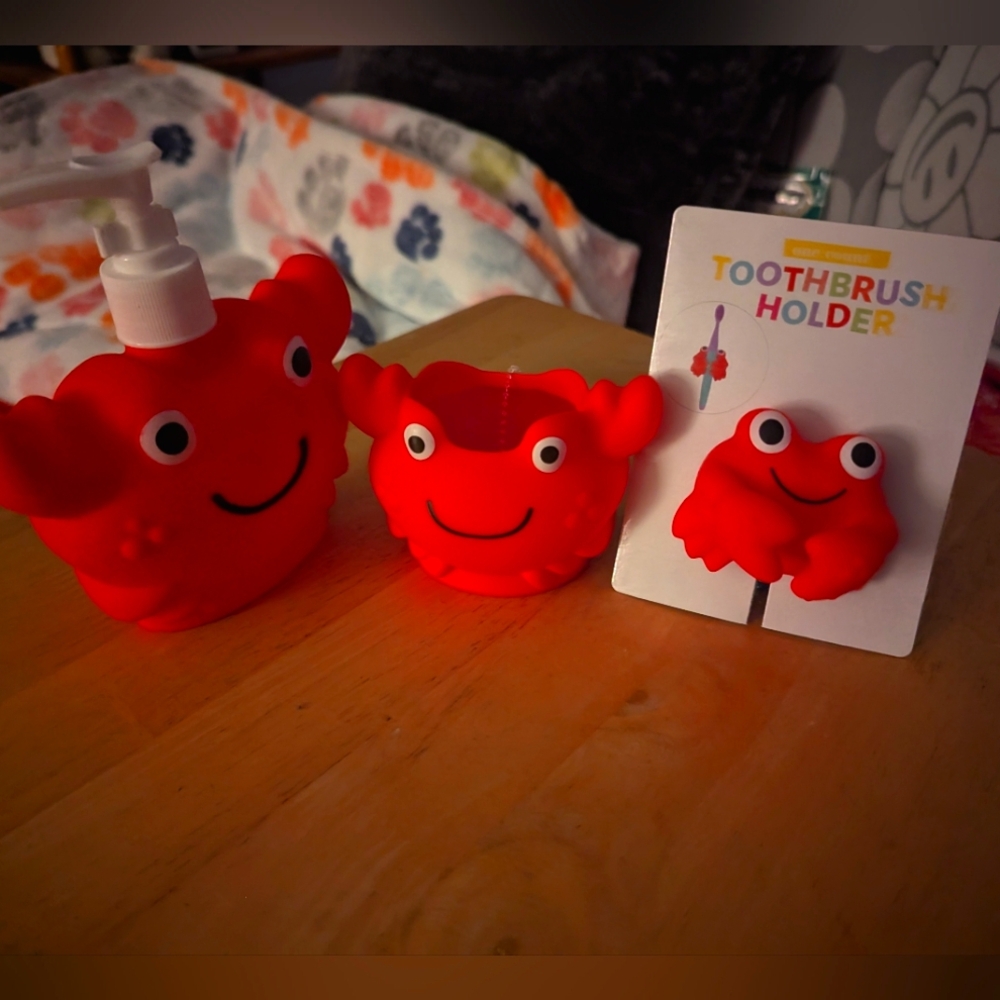Red Crab Bathroom Set